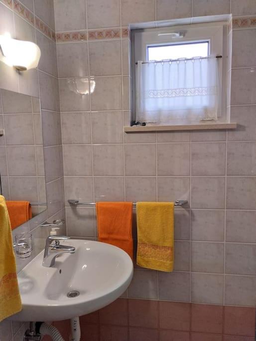 Apartma Oljka Pomjan Šmarje Εξωτερικό φωτογραφία
